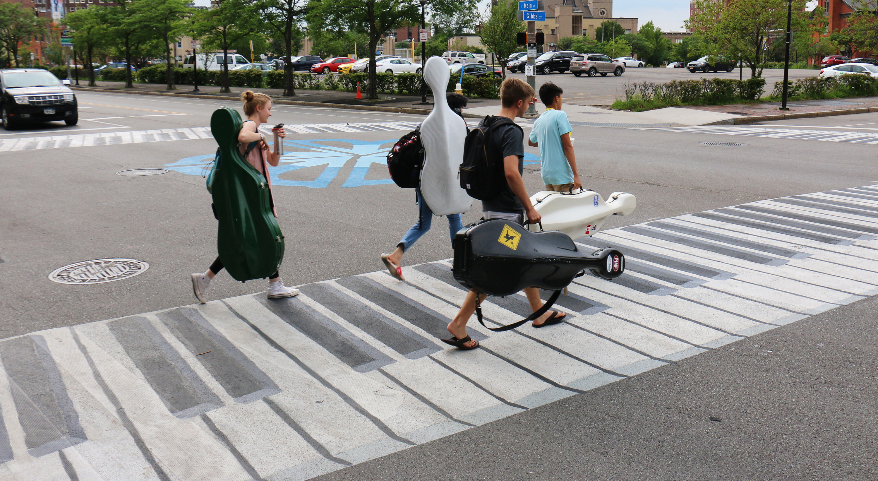 Imatge pels mitjans: Circuit vianants Escola d&#39;arts en Viu