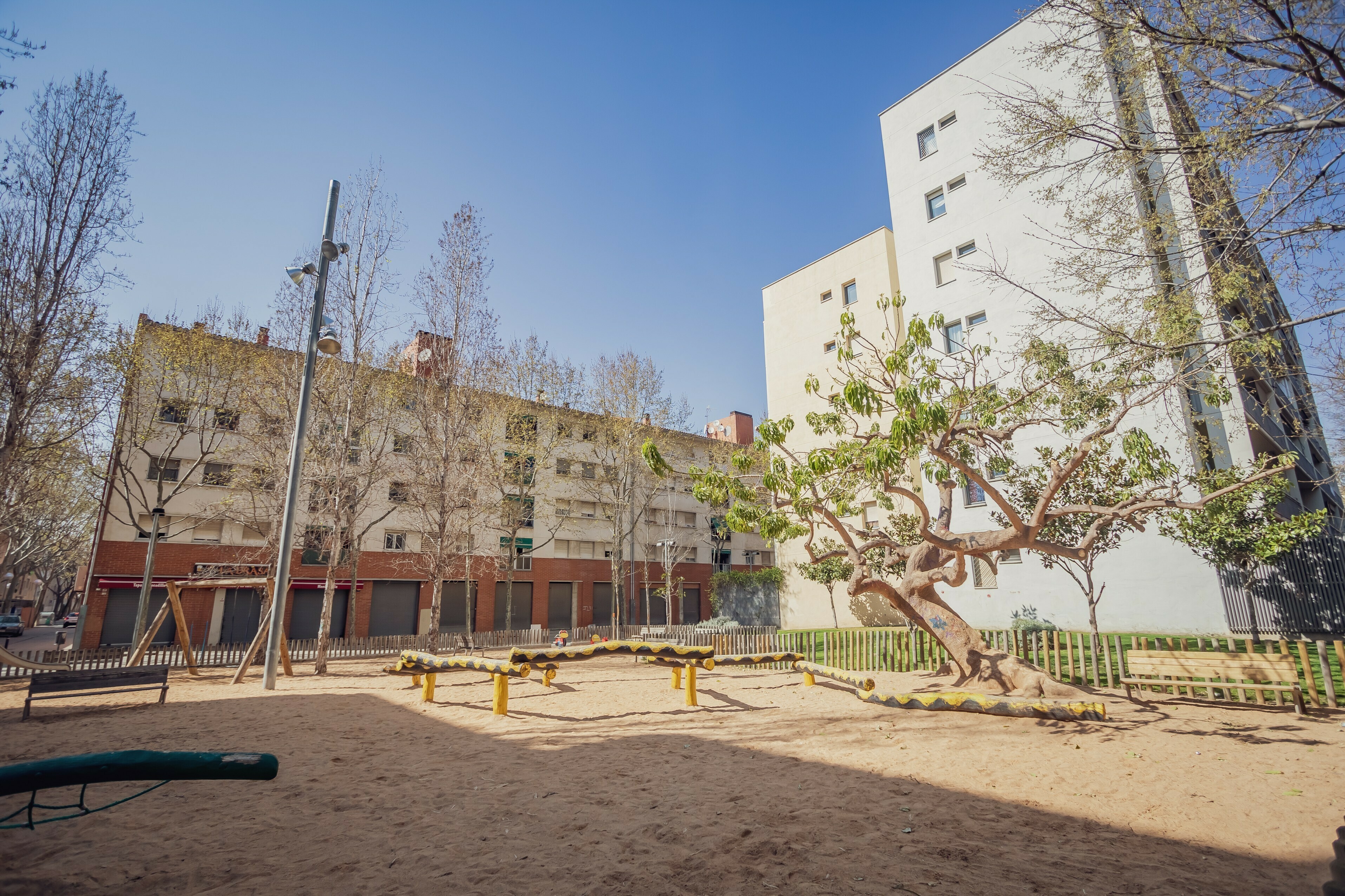 Imatge pels mitjans: 4. Millorar els jardins de Paco Candel i la seva zona de jocs